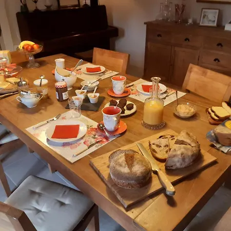 La Main Ouverte ベッド・アンド・ブレックファスト 3*